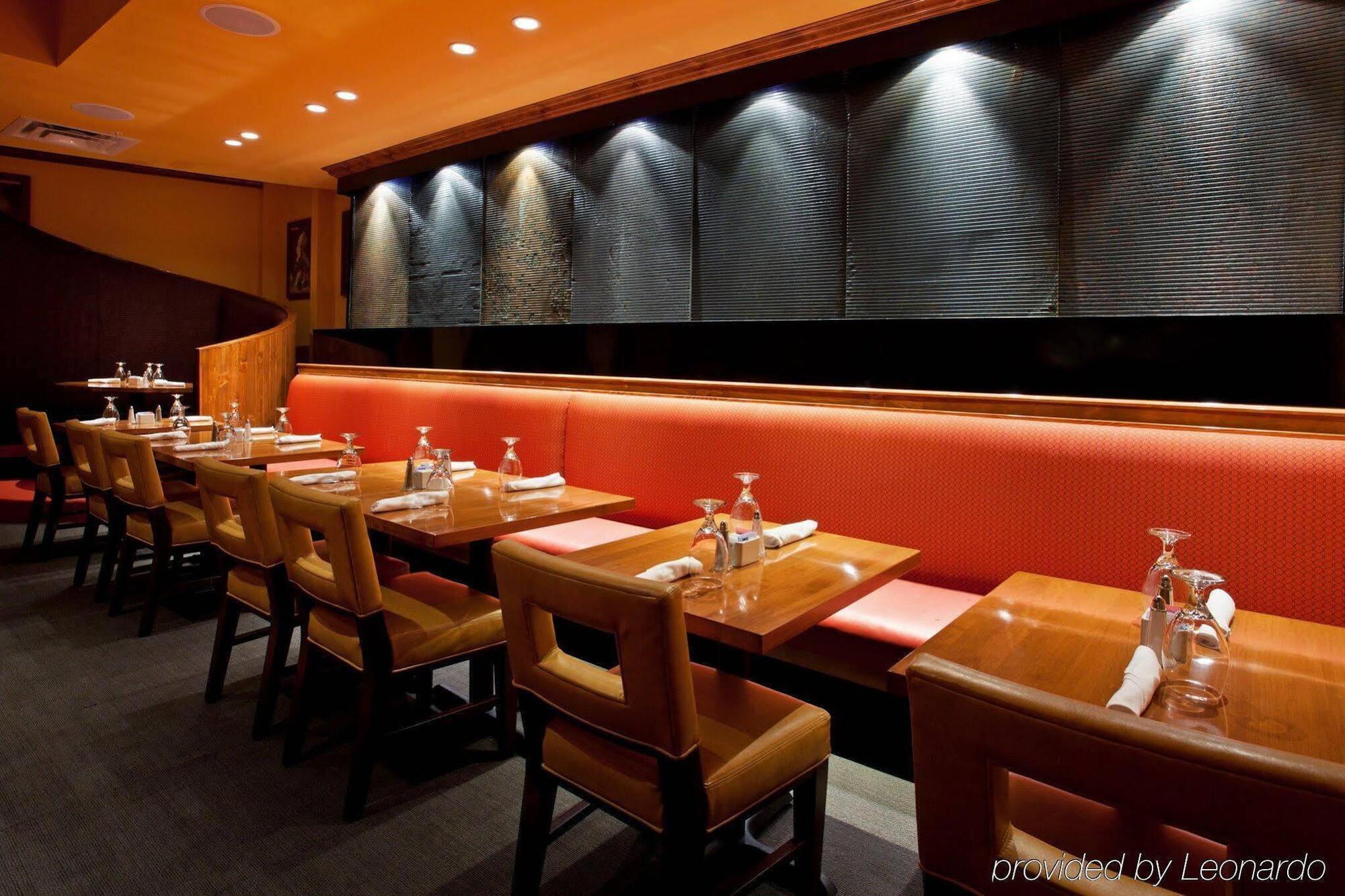 Holiday Inn Detroit Metro Airport By Ihg Ромулус Экстерьер фото